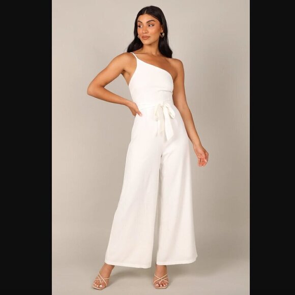 Petal & Pup Leyton White One Shoulder Wide Leg Belted Jumpsuit 4 - Picture 3 of 16
